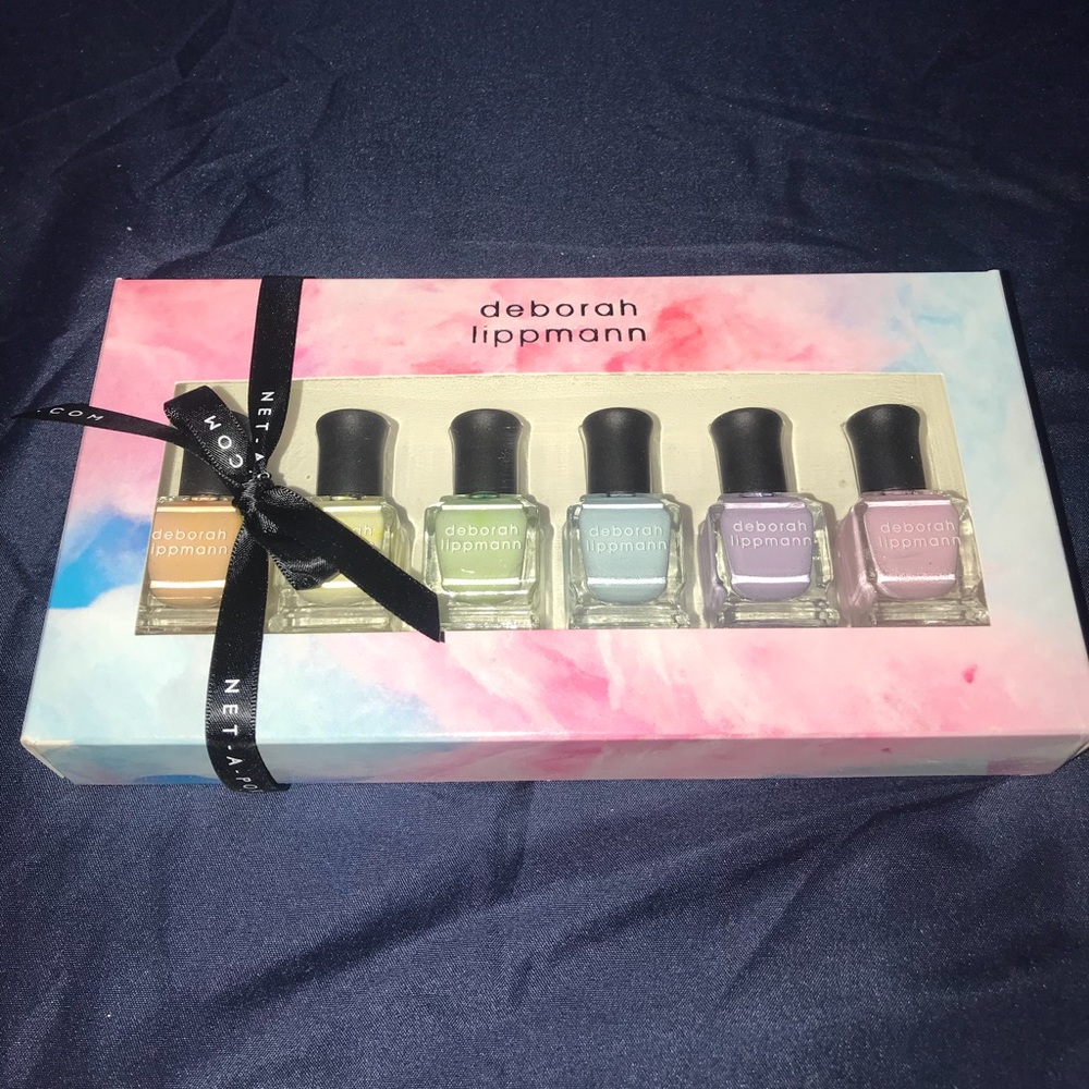 DEBORAH LIPPMANN NAIL POLISH